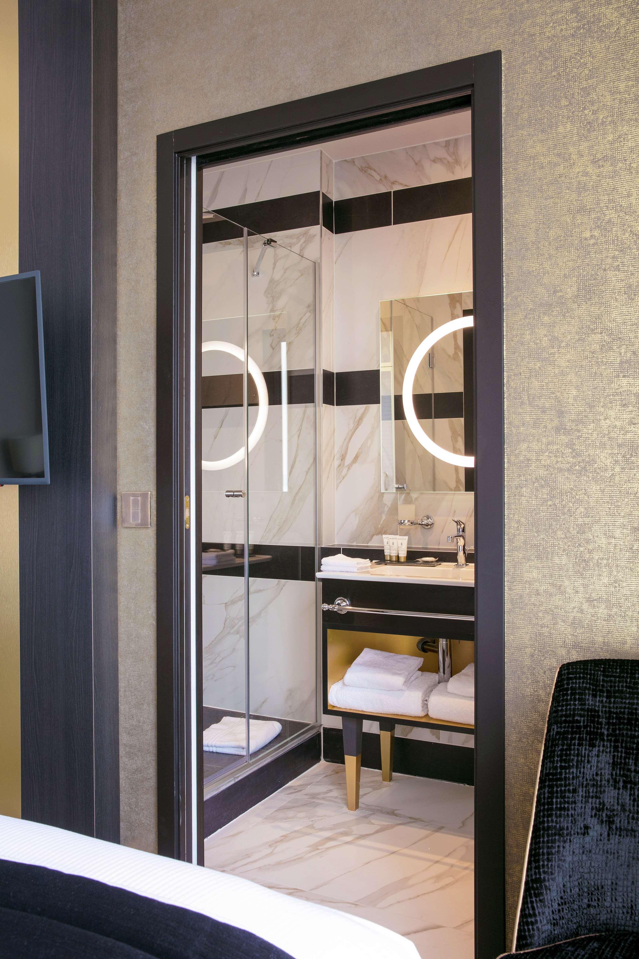 Niepce Paris, Curio Collection By Hilton Hotell Exteriör bild