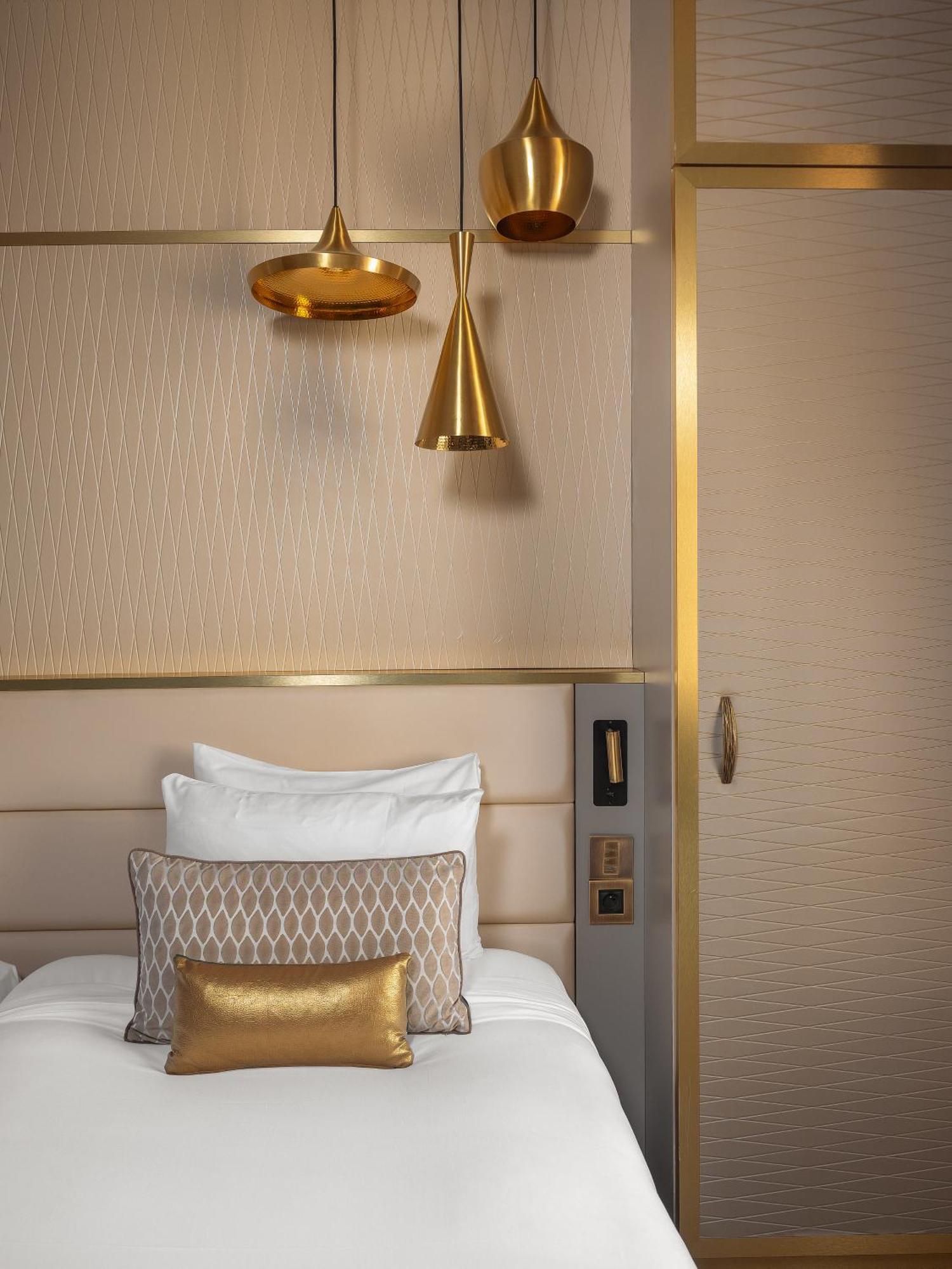 Niepce Paris, Curio Collection By Hilton Hotell Exteriör bild