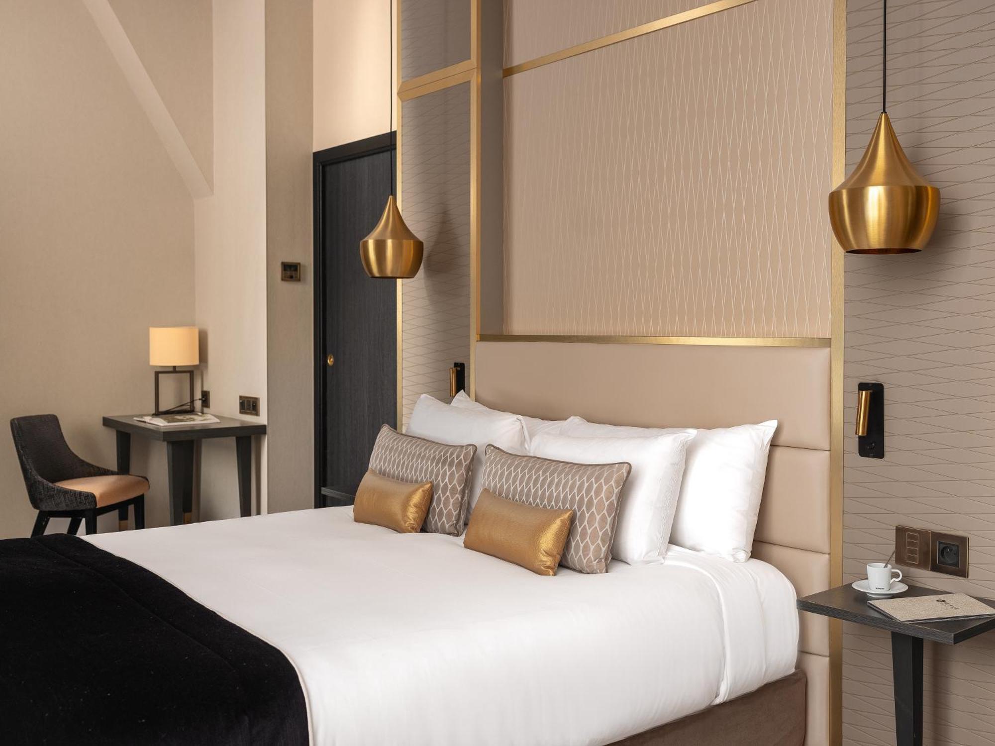 Niepce Paris, Curio Collection By Hilton Hotell Exteriör bild